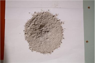 Veevaba kaltsiumfluoriid
